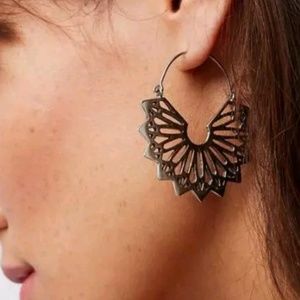 Boho chic earrings